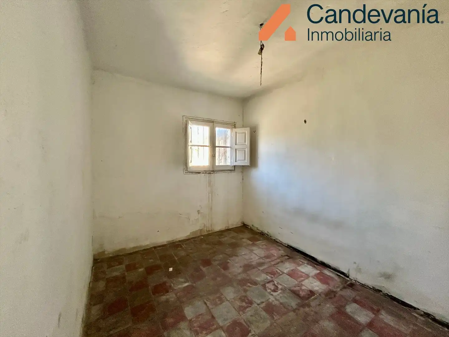 Dormitori de Casa o xalet en venda en Zuera amb Jardí privat