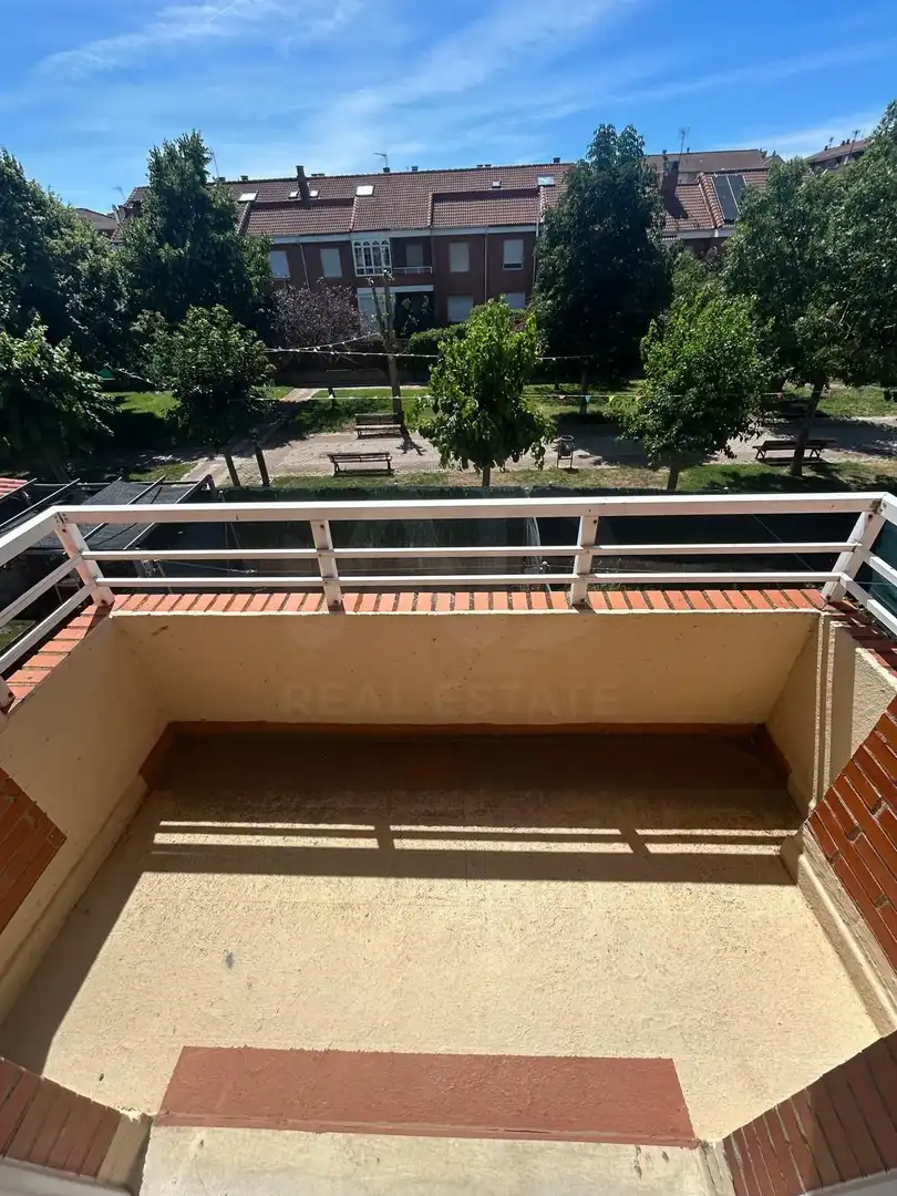 Terrassa de Casa adosada en venda en San Andrés del Rabanedo amb Calefacció i Terrassa