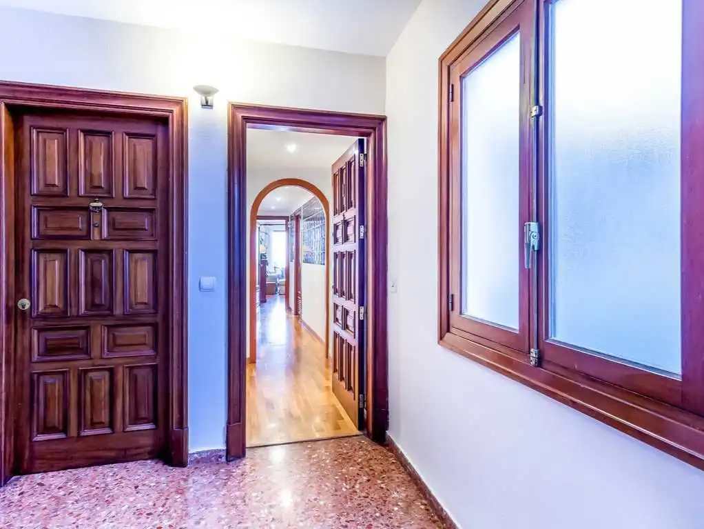 Piso en venta en  Palma de Mallorca con Aire acondicionado, Terraza y Piscina