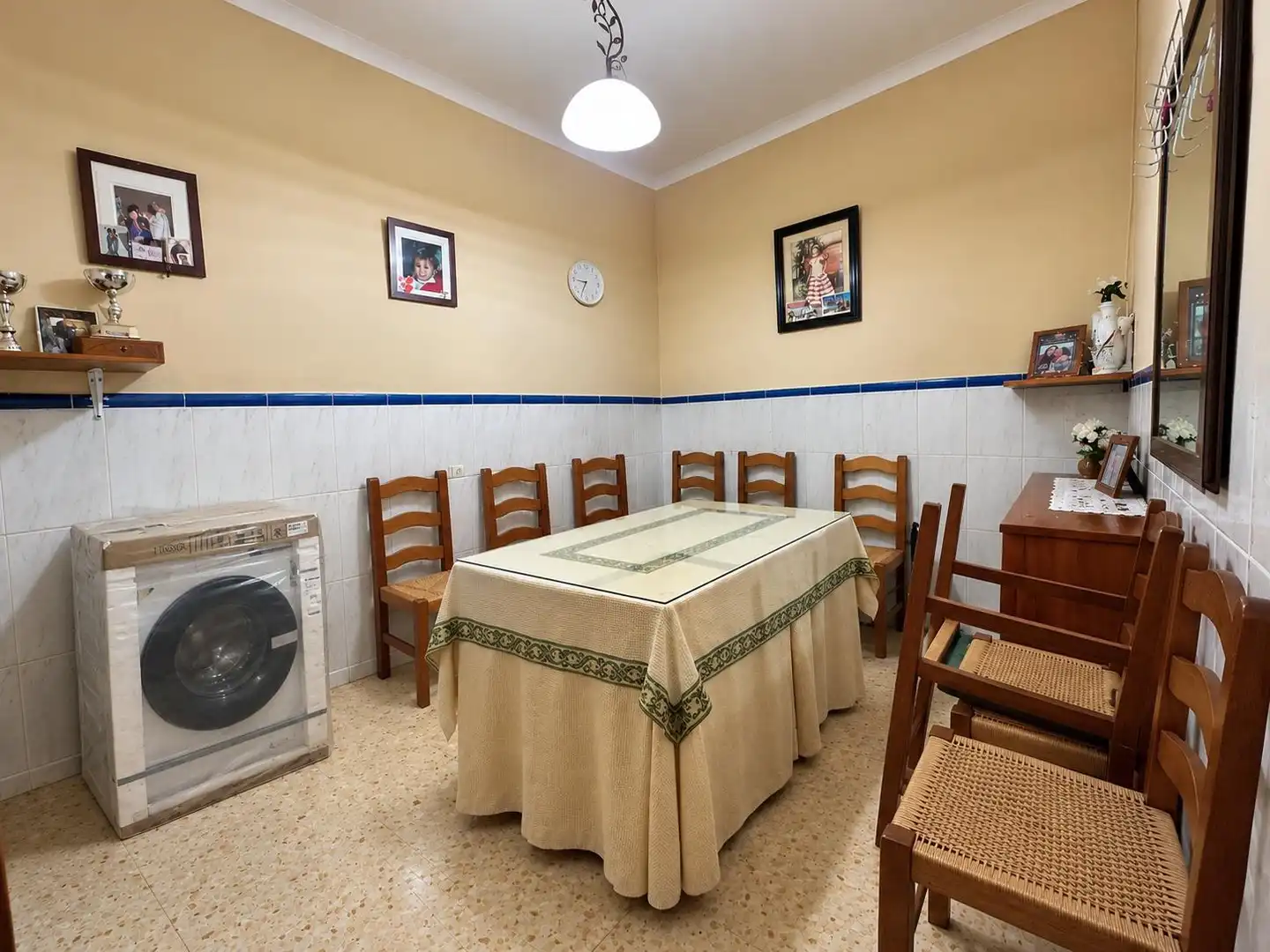 Menjador de Casa o xalet en venda en Marchena, Sevilla