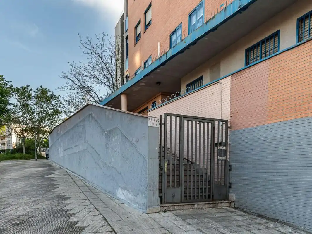 Exterior view of Commercial properties for sale in Coslada  with Heating and Terrace