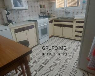 Kitchen of Flat for sale in Chella  with Air Conditioner and Balcony