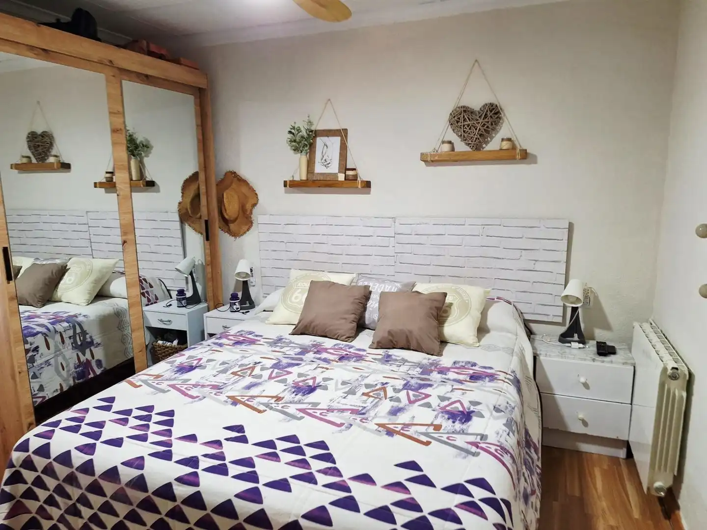 Bedroom of Houses for sale in Villena  with Air Conditioner, Heating and Terrace