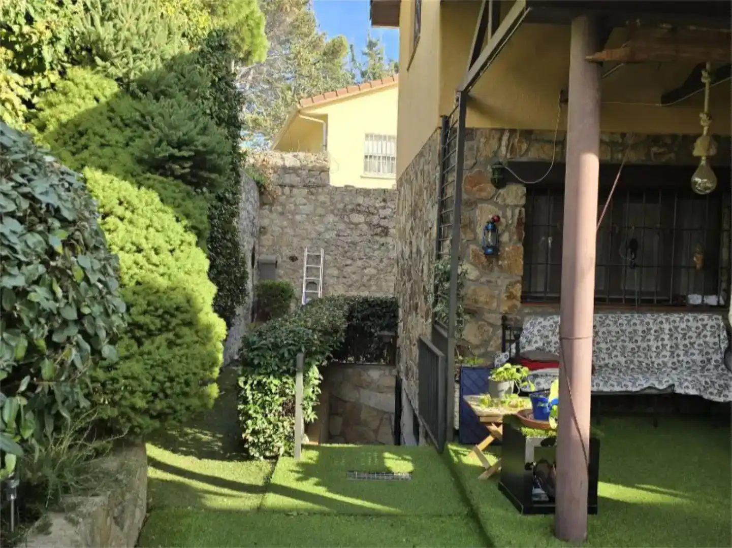 Vista exterior de Casa o chalet en venta en Zarzalejo con Aire acondicionado