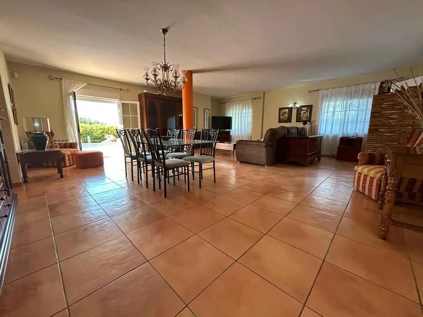 Sala de estar de Casa o chalet en venta en La Font d'en Carròs con Aire acondicionado, Calefacción y Jardín privado