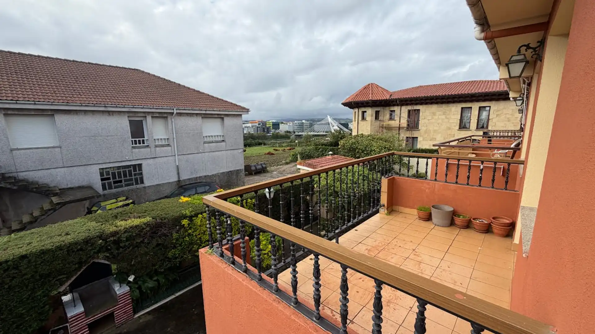 Pis de lloguer a C. Rucandial, Alisal - San Román