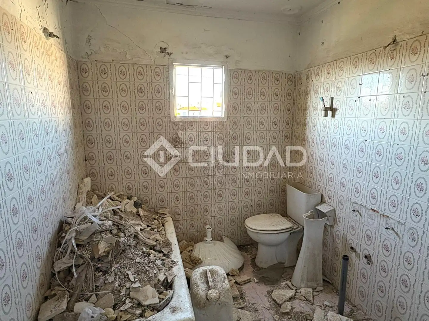 Bathroom of Houses for sale in Sanlúcar de Barrameda