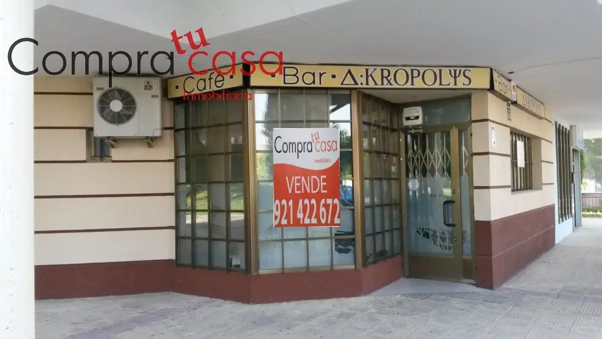 Business premises for sale in Calle VICENTE ALEIXANDER, imagen 2