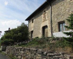 Vista exterior de Casa o xalet en venda en San Millán / Donemiliaga amb Calefacció