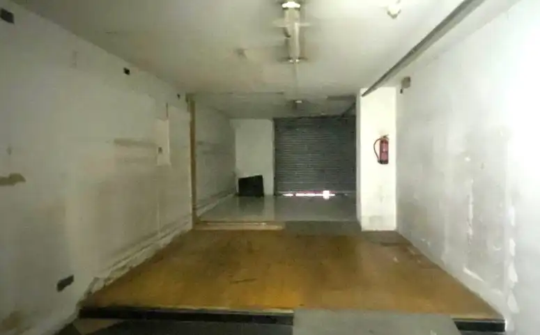Local comercial en venta en Carrer de l'Alcalde Armengou 13, imagen 11