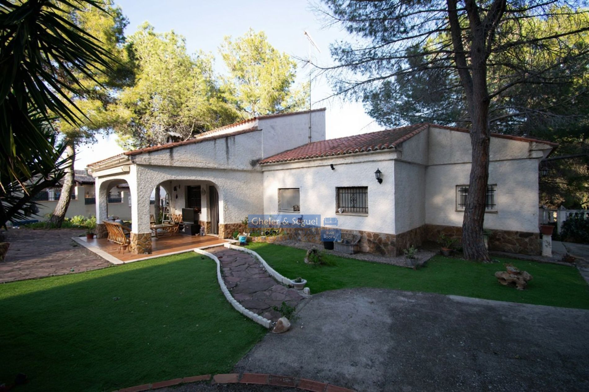 Garden of Houses for sale in Algar de Palància