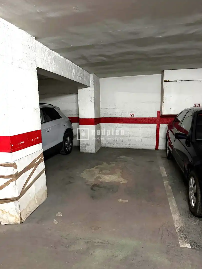 Garage zur Miete in Blasco Ibáñez, Ciutat Jardí