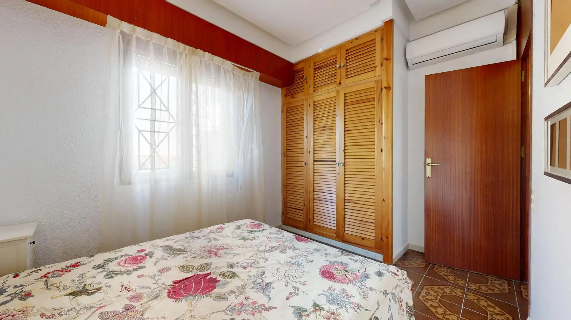 Bedroom of Houses for rent in Torrevieja  with Air Conditioner, Private garden and Terrace