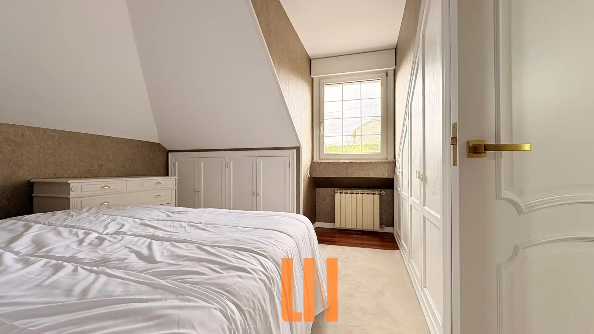 Habitación de Casa o chalet en venta en A Coruña Capital  con Calefacción, Jardín privado y Parquet