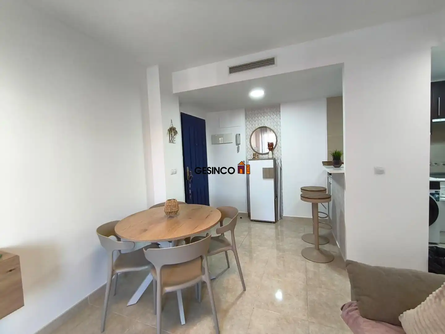 Comedor de Apartamento de alquiler en Bellreguard con Aire acondicionado, Calefacción y Jardín privado