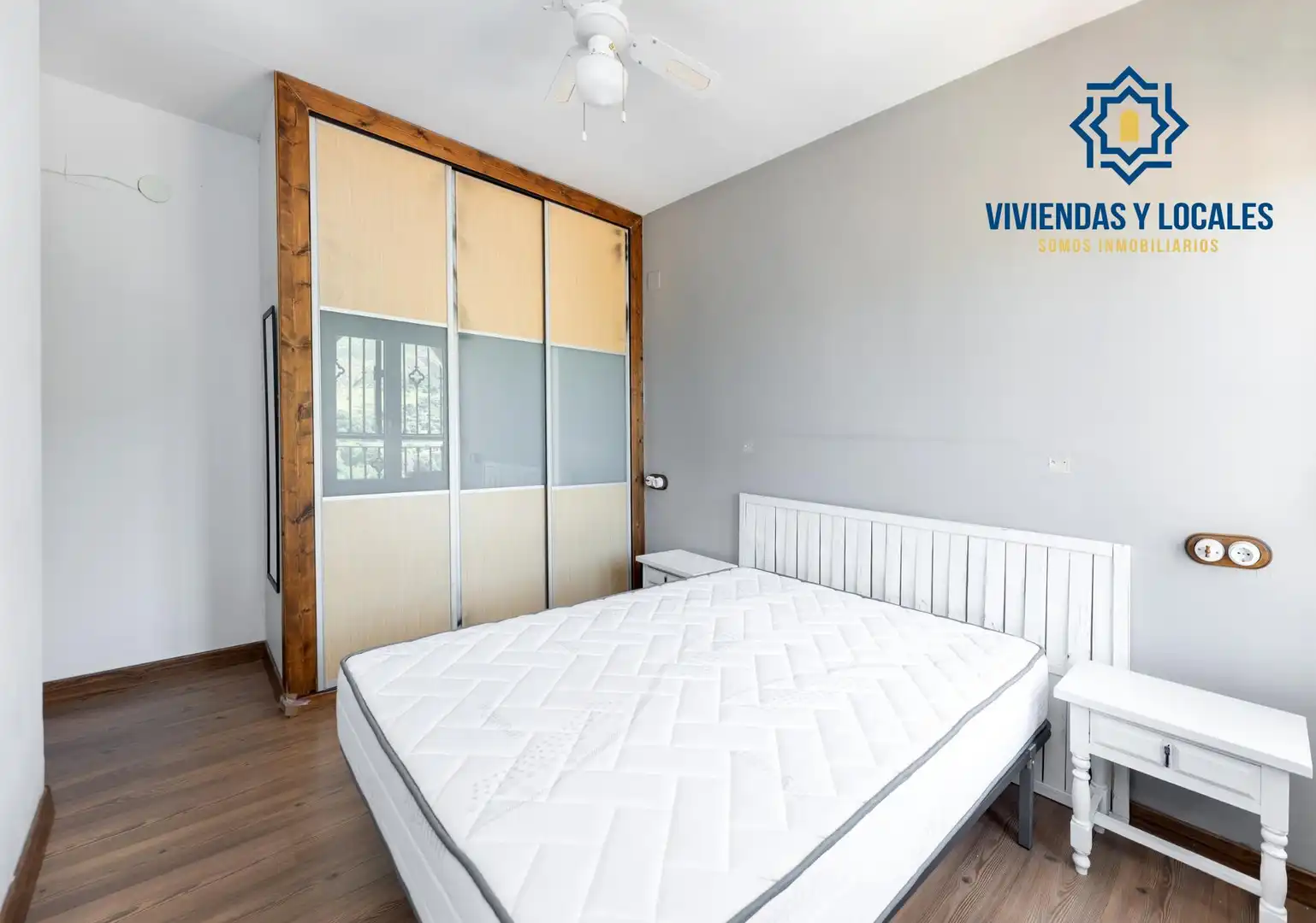 Habitación de Piso en venta en Cenes de la Vega con Trastero y Balcón