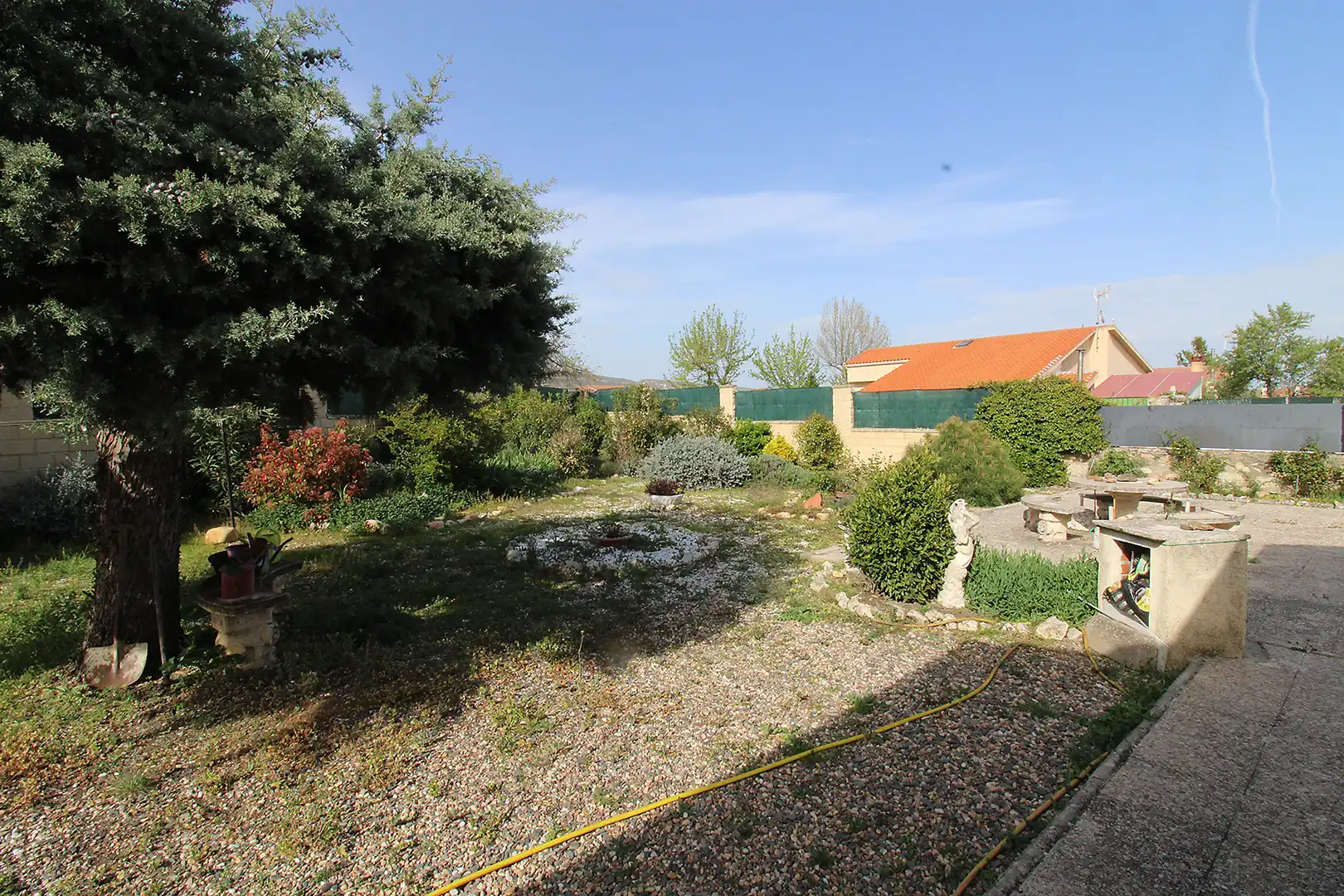 Detached house with garden for sale in Calle Bolivia, imagen 6