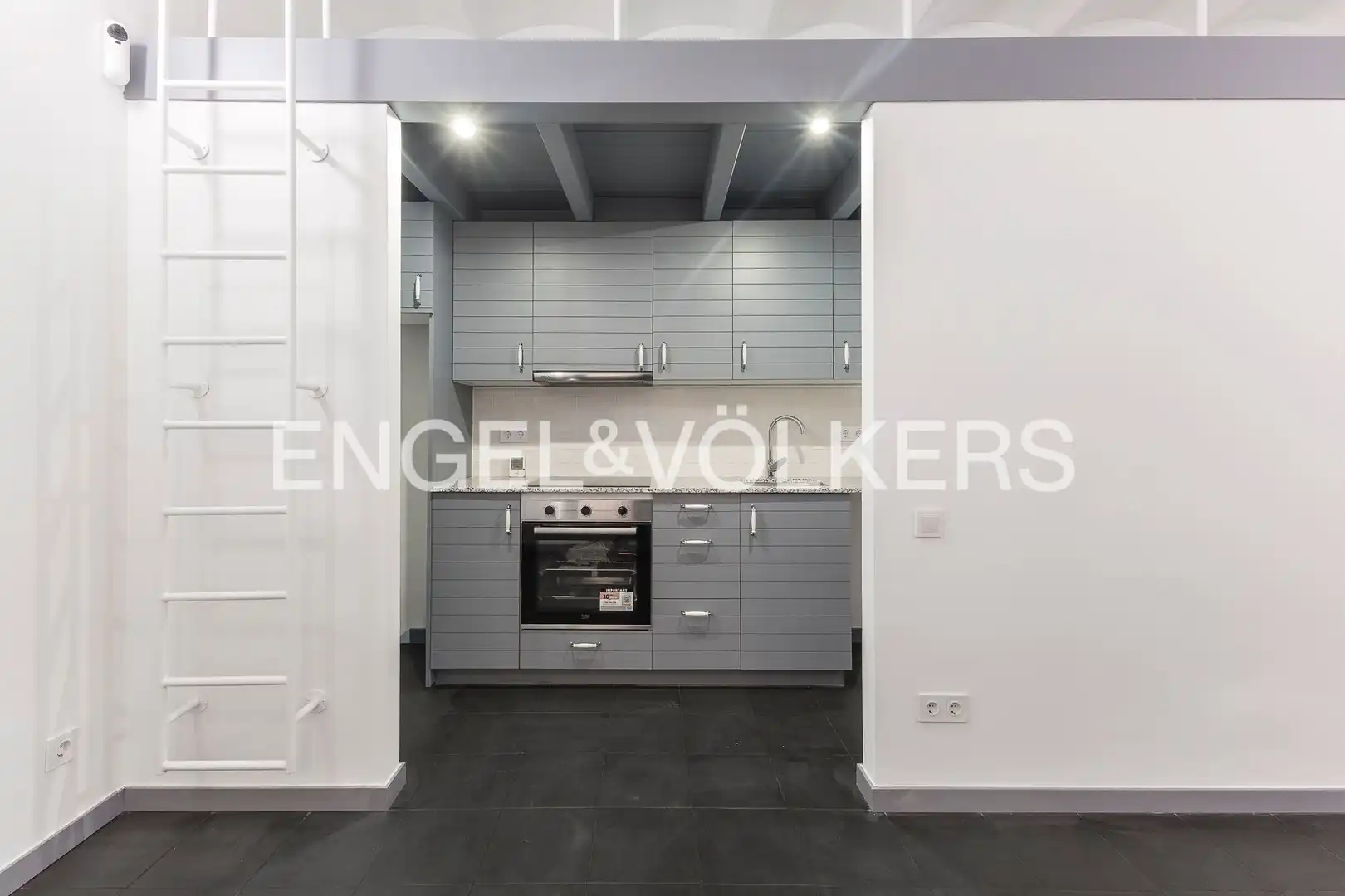 Kitchen of Flat for sale in Barcelona  with Heating