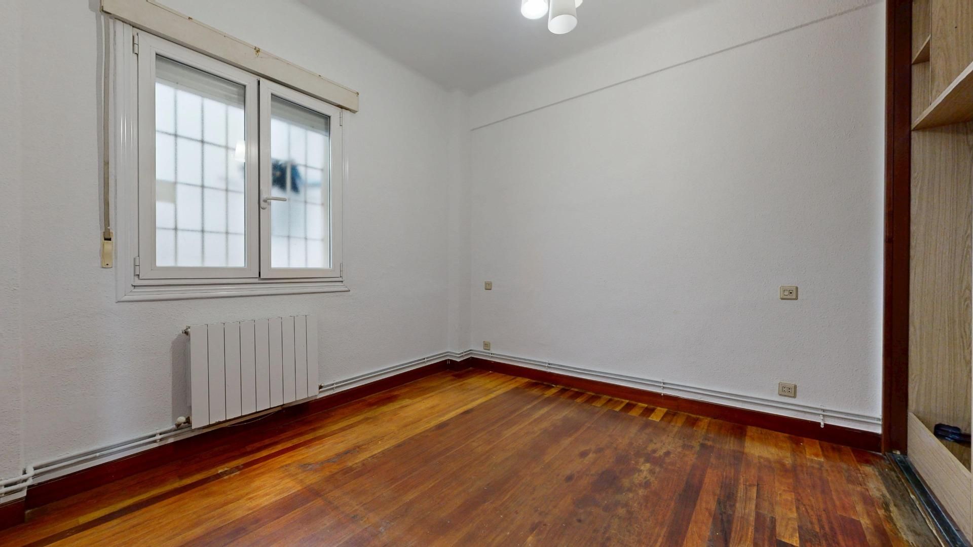 Habitación de Piso en venta en Bilbao  con Calefacción