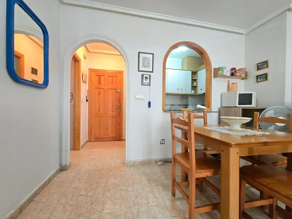Flat for sale in Torrevieja  with Furnished