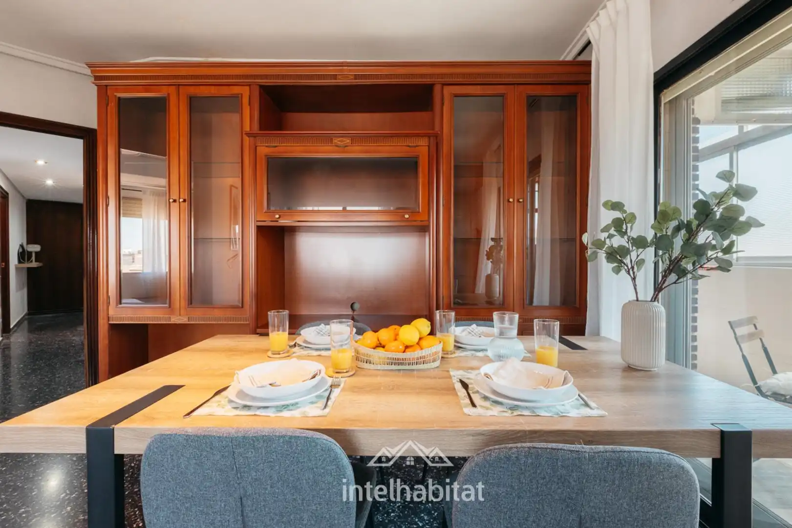 Dining room of Flat for sale in Mislata  with Air Conditioner, Furnished and Balcony