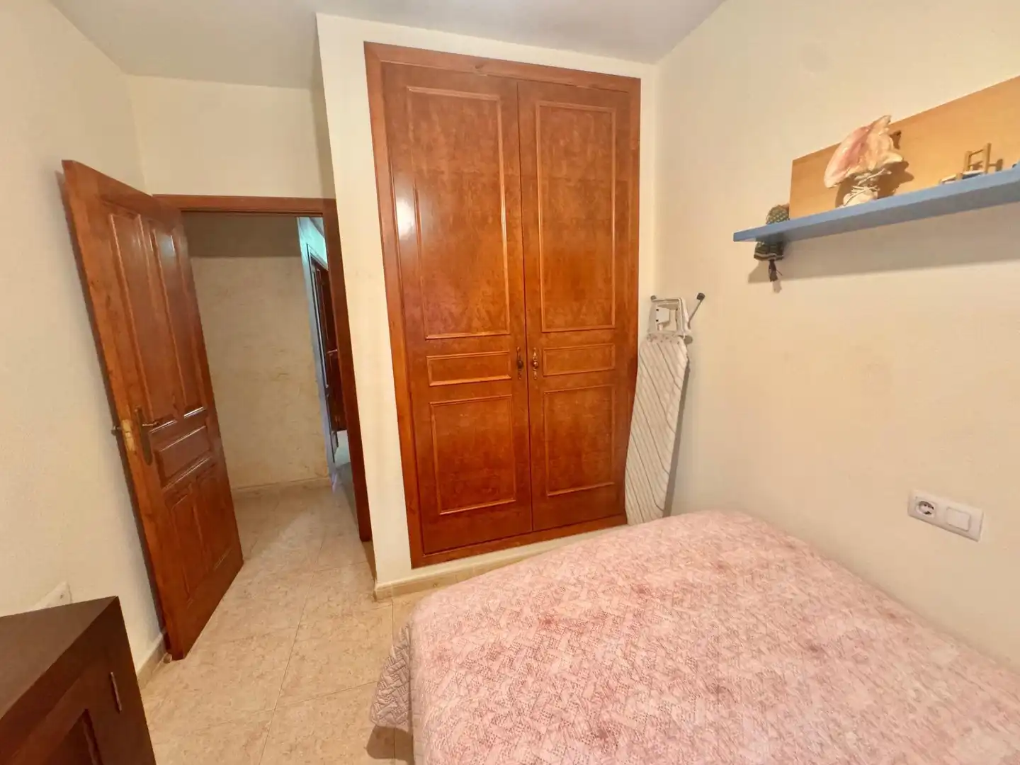 Dormitori de Casa o xalet en venda en Orihuela amb Aire condicionat, Calefacció i Jardí privat