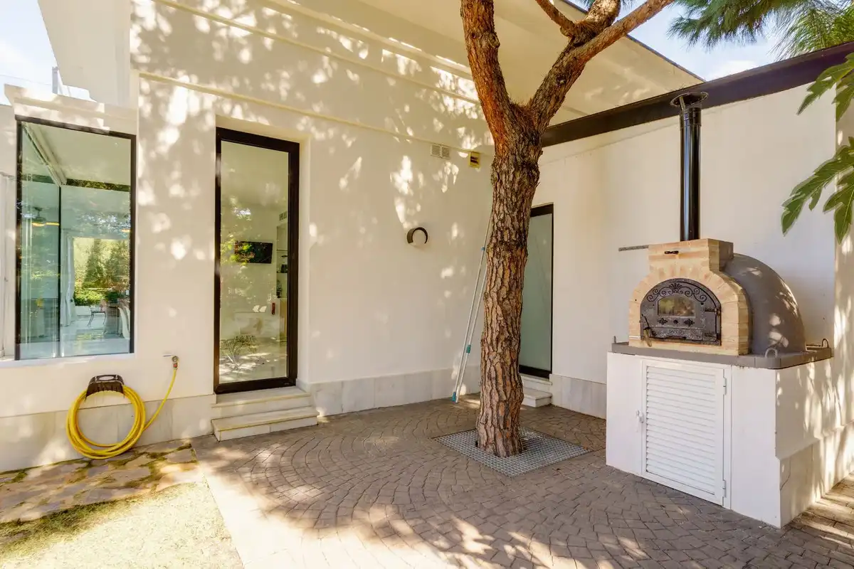 Terrassa de Casa o xalet de lloguer en Marbella amb Aire condicionat, Jardí privat i Traster