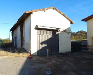 Vista exterior de Nau industrial de lloguer en Sariego