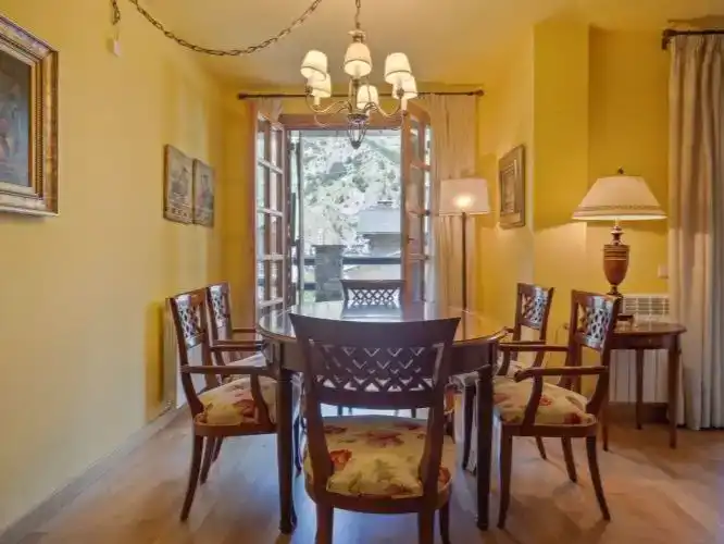 Esszimmer von Wohnung zur Miete in Vielha e Mijaran