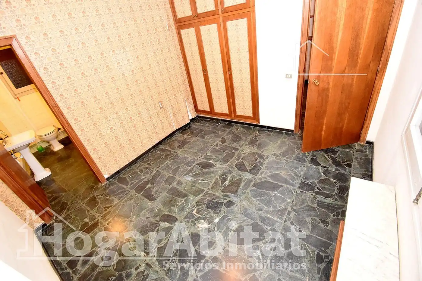 Habitación de Piso en venta en Castellón de la Plana / Castelló de la Plana con Calefacción y Balcón