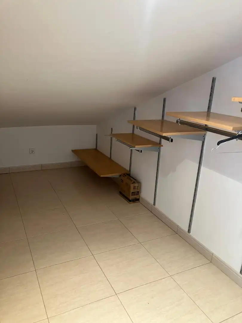 Maisonette zum Verkauf in Avià mit Terrasse