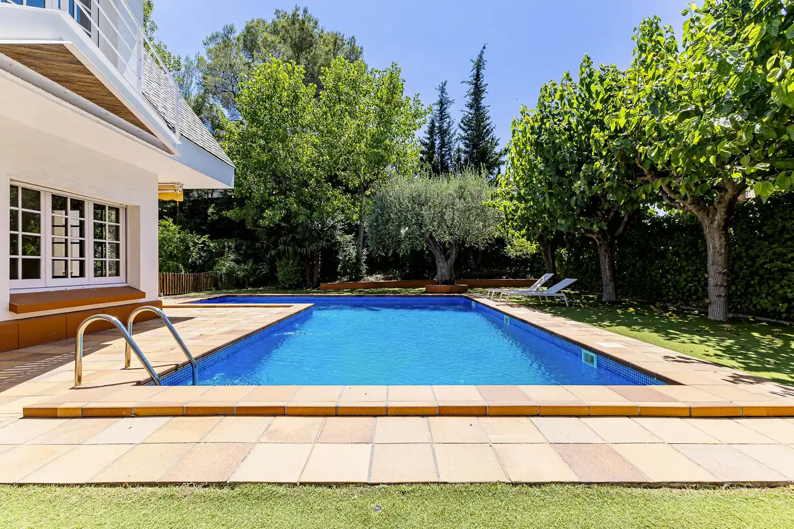 Piscina de Casa o chalet de alquiler en Sant Cugat del Vallès con Aire acondicionado, Jardín privado y Parquet