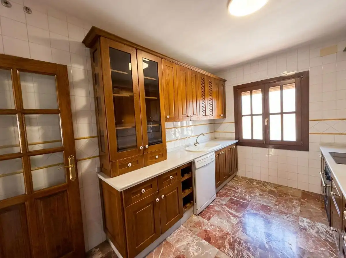 Cuina de Casa o xalet de lloguer en Granada amb Calefacció i Terrassa