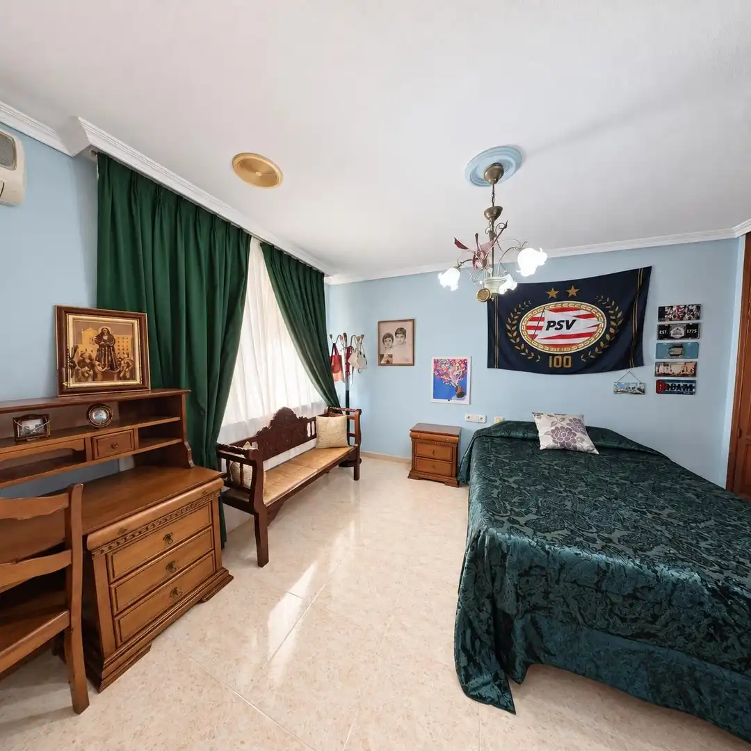 Habitación de Casa adosada en venta en Escandinavia - Cautivador