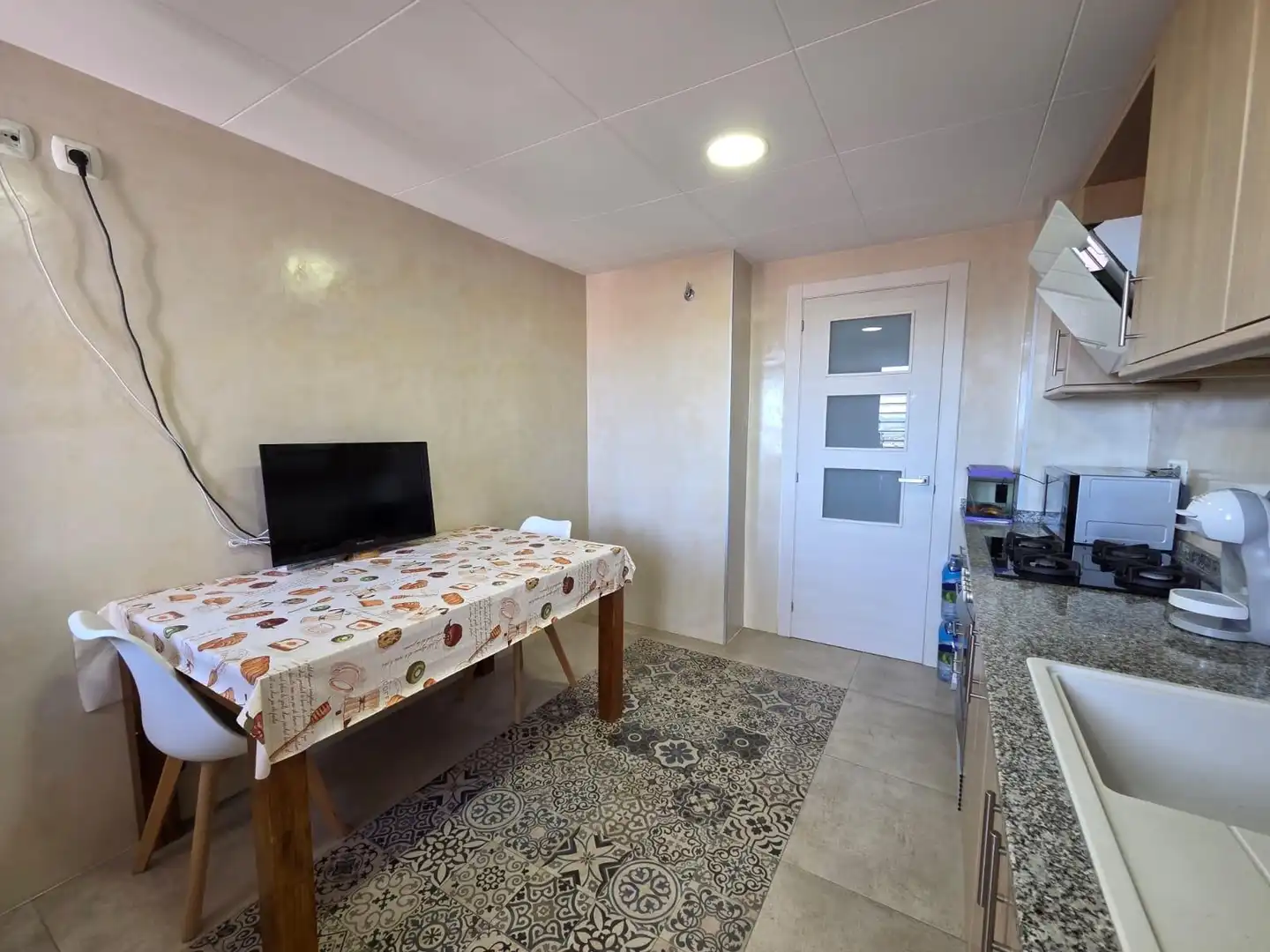Schlafzimmer von Wohnung zum Verkauf in Malgrat de Mar mit Heizung, Balkon und Gemeinschaftspool