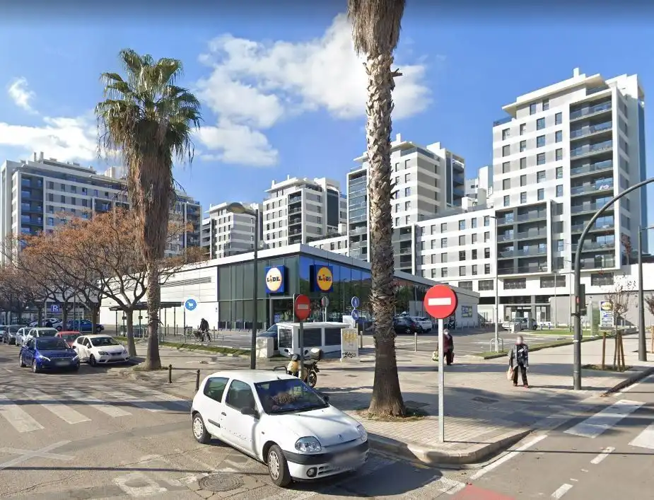 Local comercial en venda a Campanar