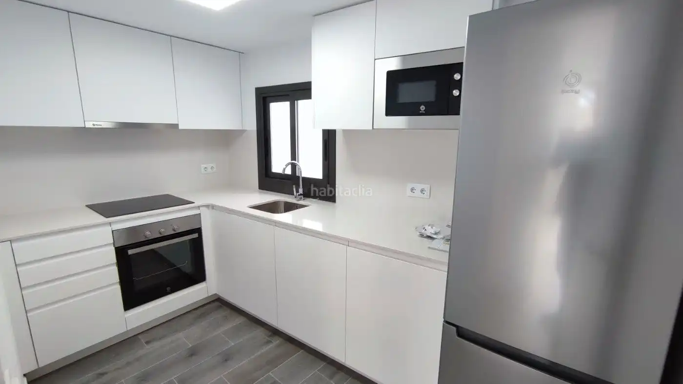 Piso con ascensor en alquiler en Carrer Llevant 16