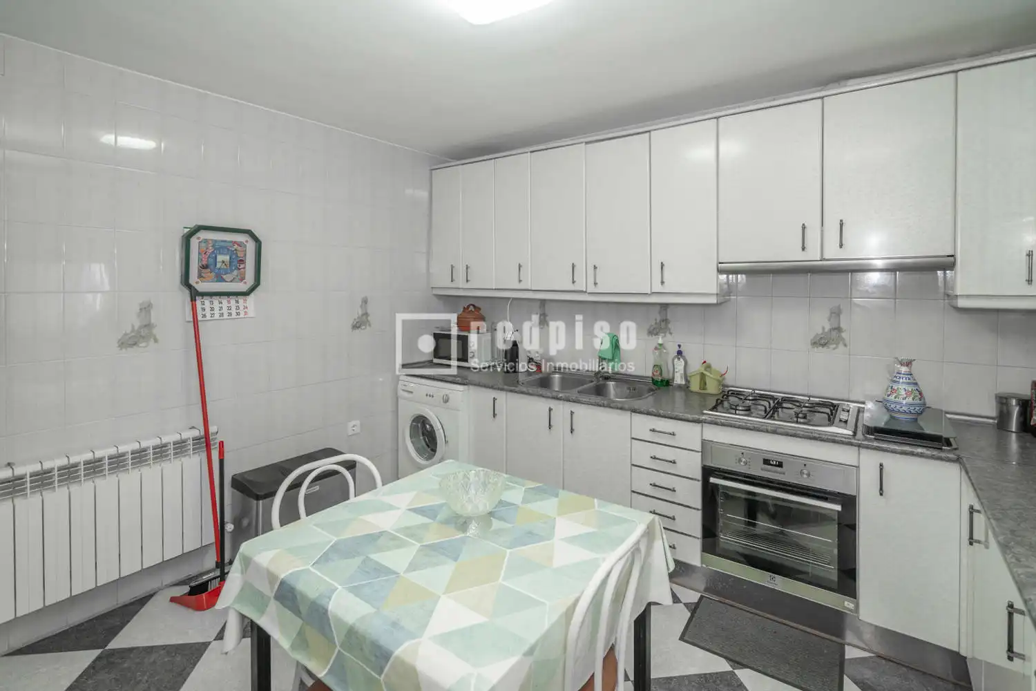 Cocina de Casa o chalet en venta en Palomeque con Aire acondicionado, Calefacción y Jardín privado