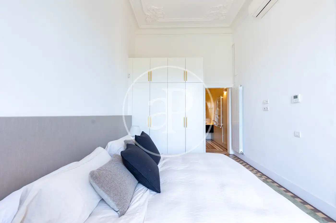 Schlafzimmer von Wohnung zur Miete in Barcelona mit Klimaanlage, Heizung und Möbliert