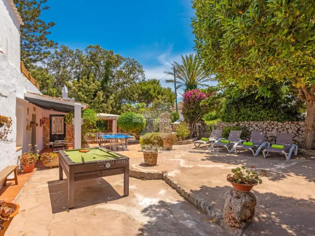 Casa rústica amb piscina en venda a Trebalúger
