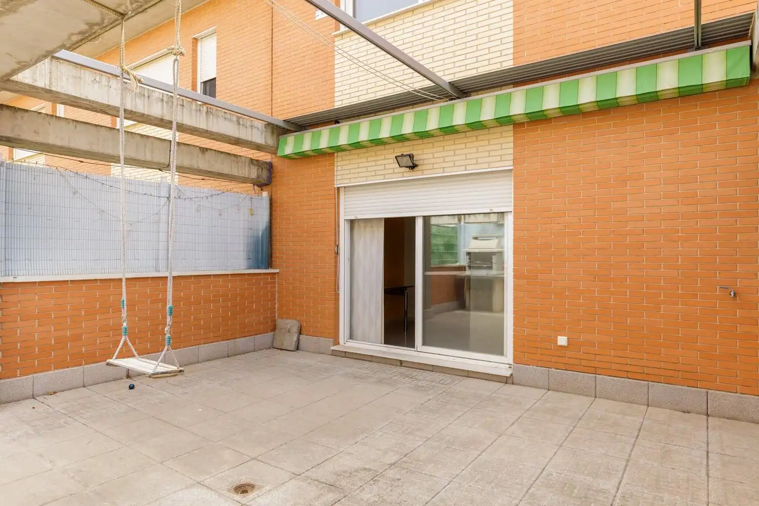 Terrassa de Casa adosada en venda en María de Huerva amb Calefacció, Jardí privat i Terrassa