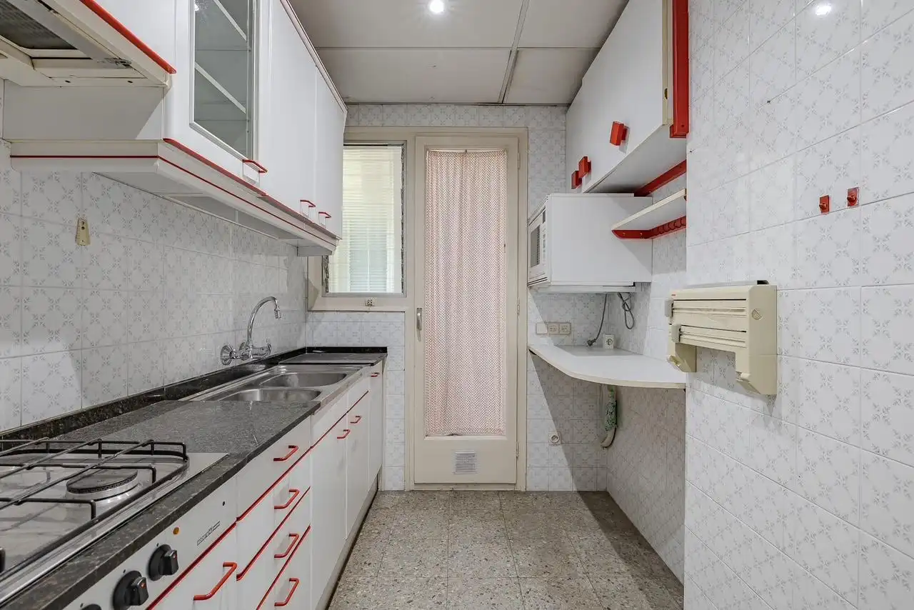 Cuina de Pis en venda en Barcelona amb Terrassa