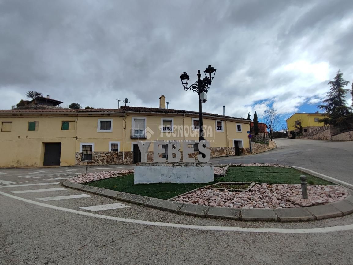 Vista exterior de Residencial en venda en Yebes