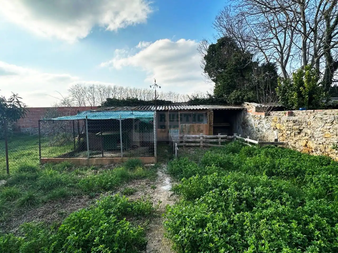 Country house zum Verkauf in La Bisbal d'Empordà