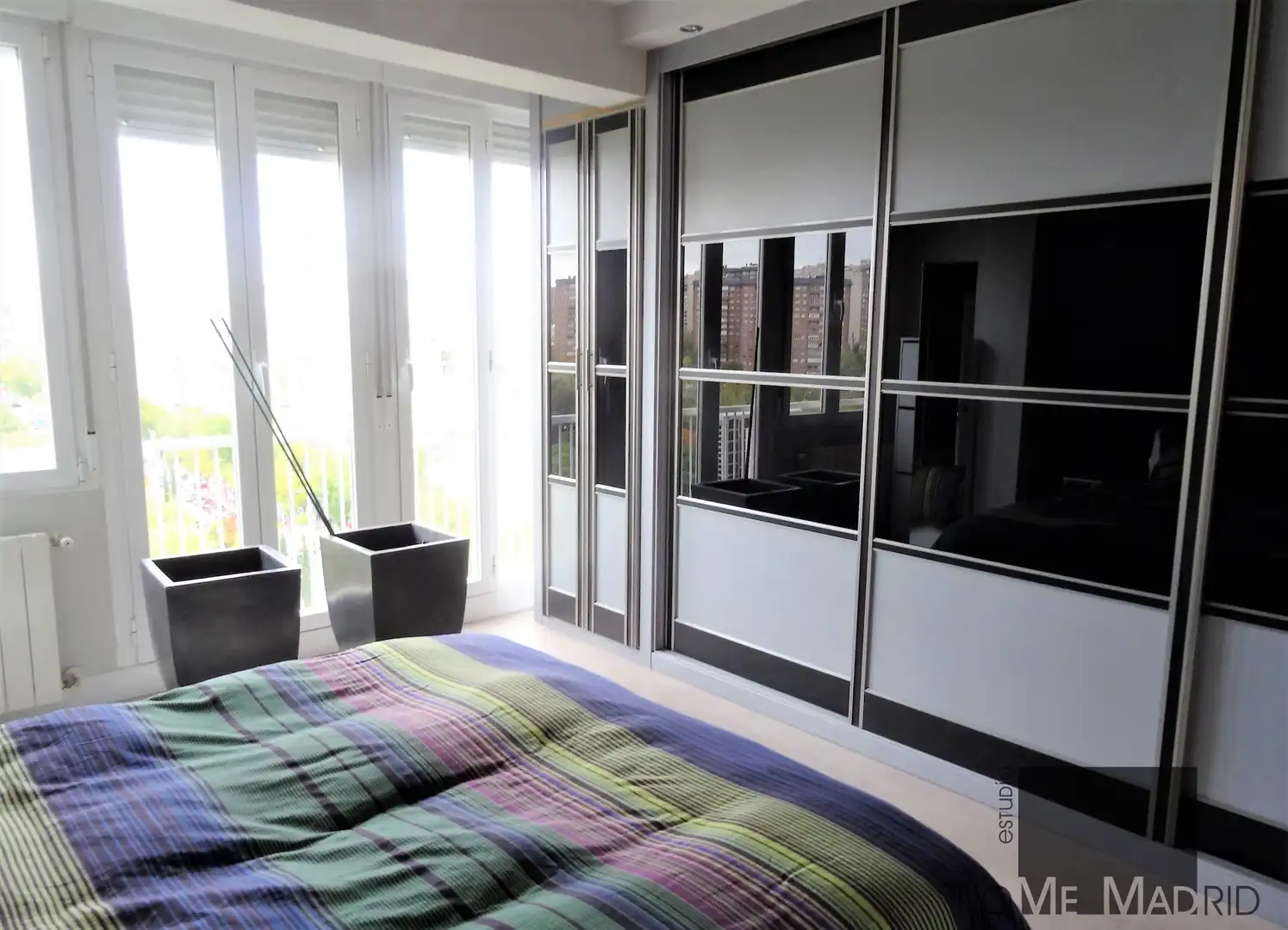 Schlafzimmer von Wohnung zur Miete in Madrid mit Klimaanlage, Heizung und Möbliert