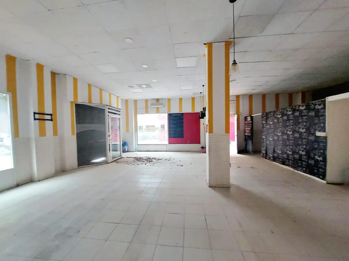 Commercial properties for rent in Murcia  with Air Conditioner