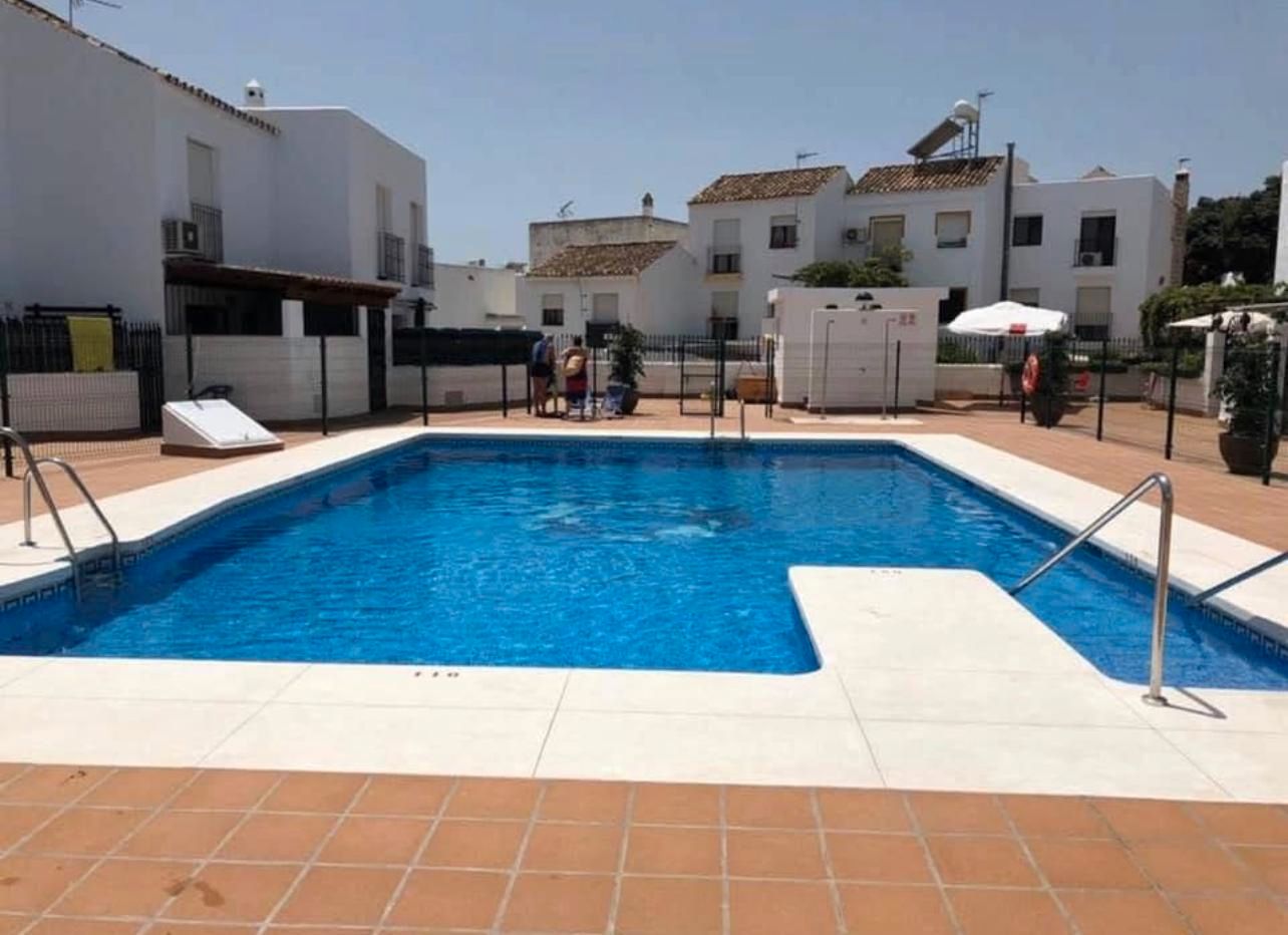Swimming pool of Flat for sale in Benalmádena  with Terrace, Furnished and Community pool