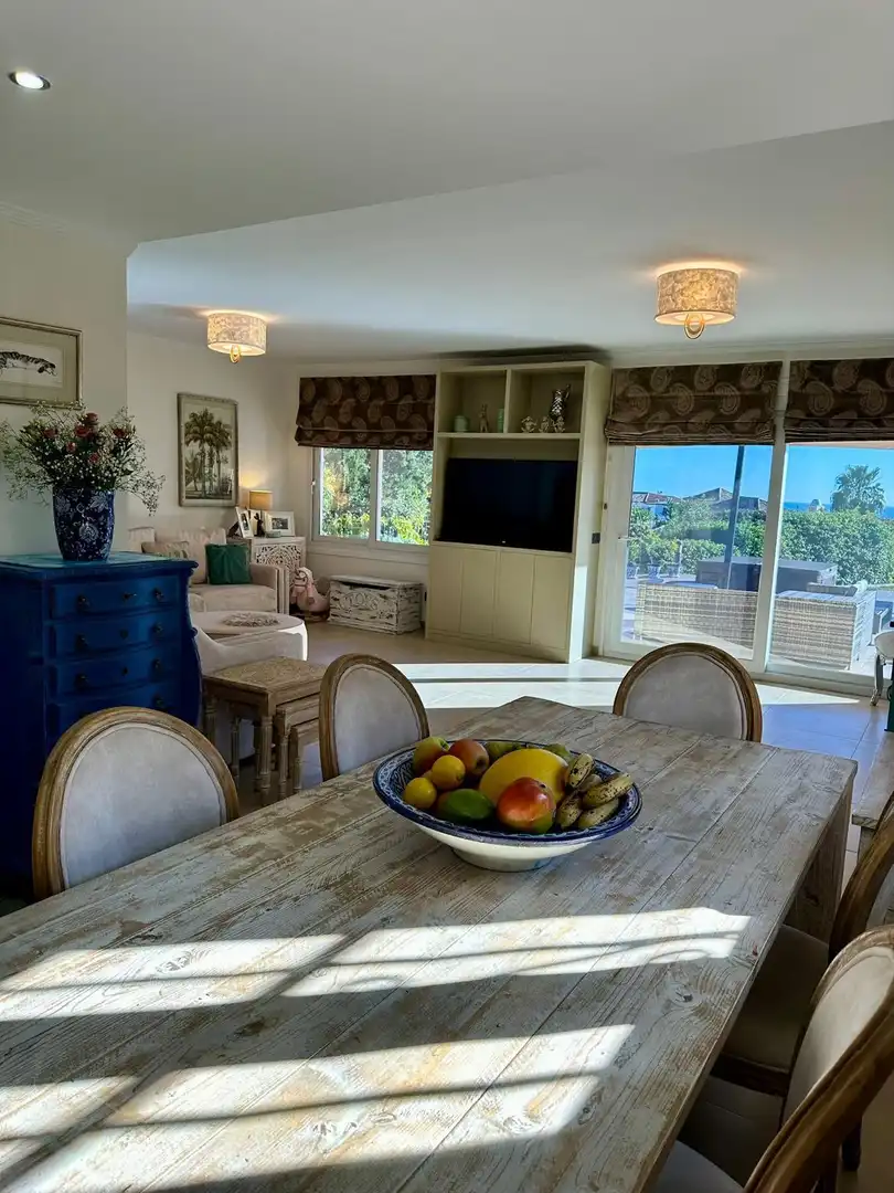 Dining room of Houses for sale in Estepona  with Air Conditioner, Private garden and Terrace