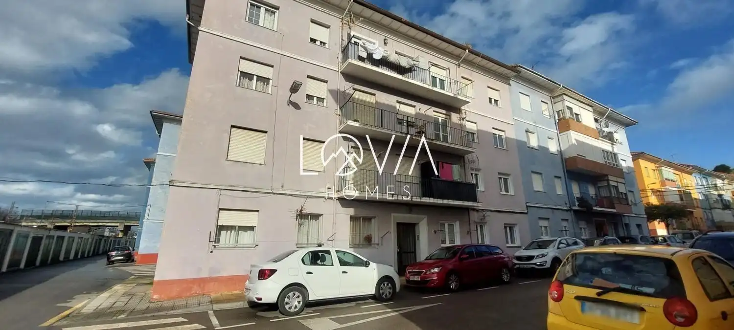 Exterior view of Flat for sale in Torrelavega 