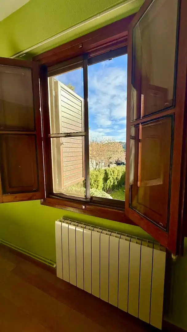 Vista exterior de Casa o chalet en venta en Siete Aguas con Jardín privado, Terraza y Alarma